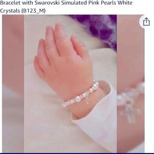 Baby bracelet with pearls